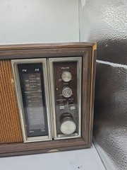 Vintage Wood Sony TFM-9450W AM/FM Radio