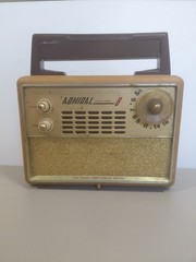 1950&rsquo;s Admiral Transisitor 8 Radio Dual Speaker Model 531 As Is/Parts/Restore
