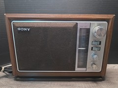 Sony ICF-9740W Vintage FM/AM Table Radio Wood Grain Quality Working