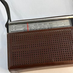 Vintage National Panasonic R-218R Radio – For Decor/Display