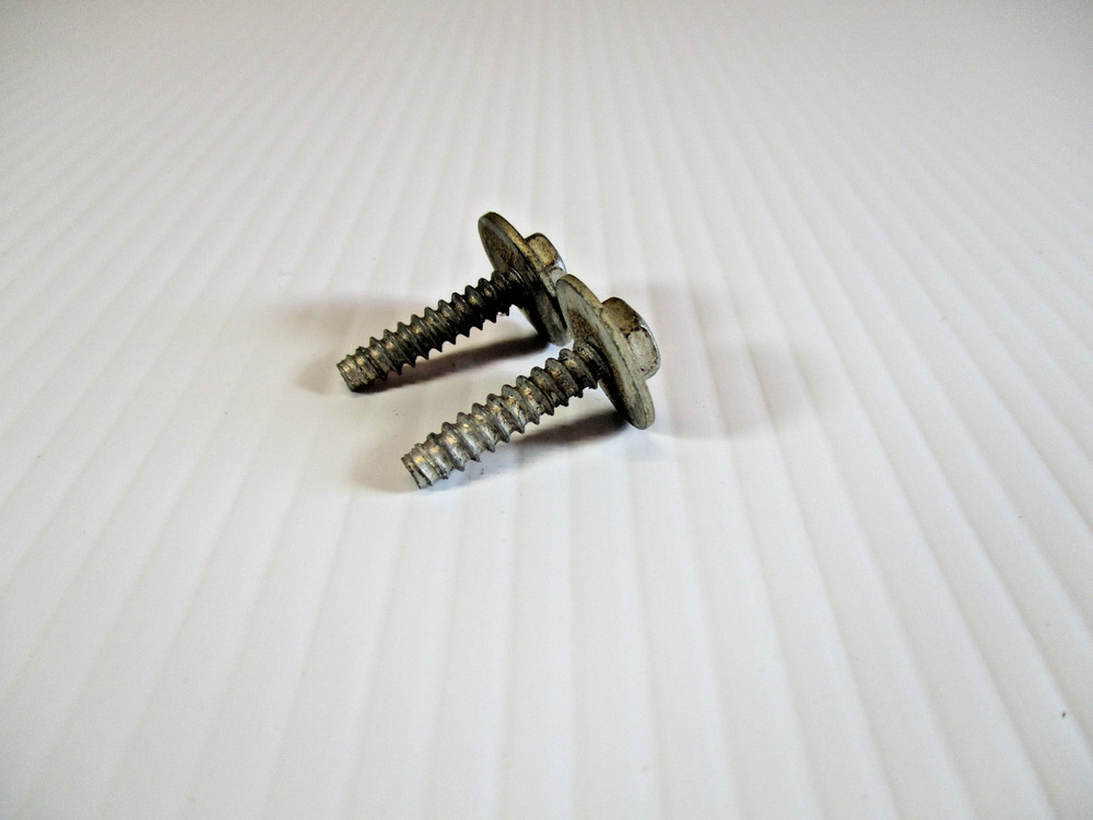 Zenith H500 Trans-Oceanic Radio Chassis Hold Down Screws Parts