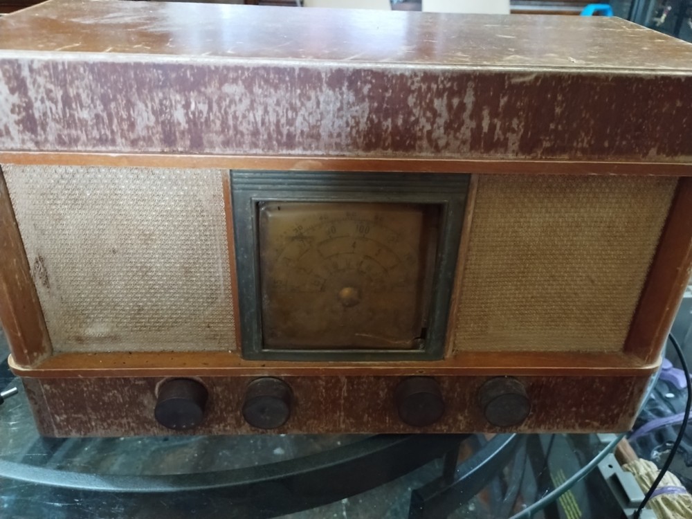 Vintage Echophone ES-113 Hallicrafters Tube Radio Wood Tabletop Untested As-Is