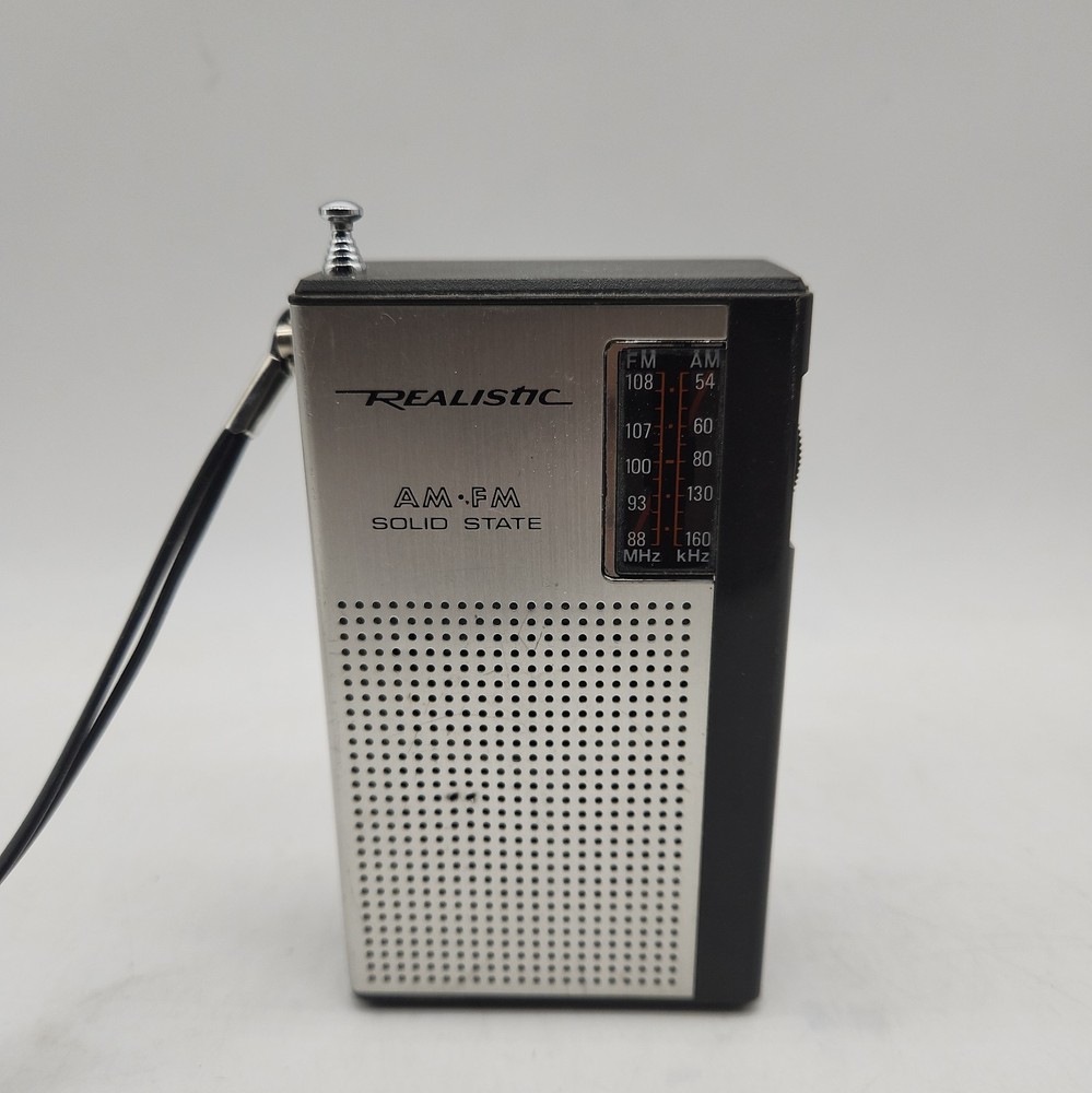 Radio Shack Realistic AM/FM Solid State Pocket Radio Model 12-602… 27