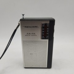 Radio Shack Realistic AM/FM Solid State Pocket Radio Model 12-602… 27