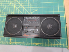 Vintage Magnavox Spatial Stereo D-1670 Battery Powered Mini Boom Box
