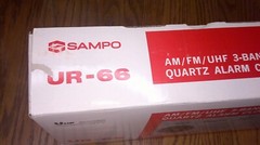 vintage Sampo UR-66 Am/Fm 3 band radio & alarm clock original box NOS Z105