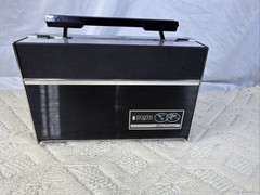 VINTAGE ZENITH TRANS OCEANIC ROYAL D7000 11 BAND SOLID STATE RADIO