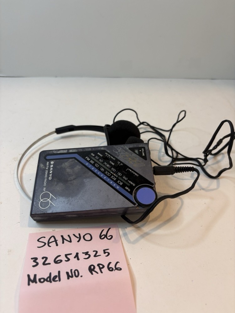 Sanyo RP-66 Vintage AM/FM Pocket Radio Bundle Headphones Parts Repair As Is
