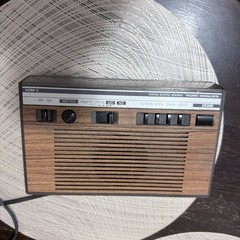 Vintage General Electric Wood Grain Am Fm Radio Alarm Clock Model 74624 B