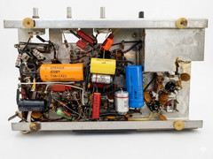 KLH Model 8 Eight TUBE Radio With Speaker – Restored