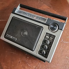 General Electric 7-2880B Long Range Super Radio – Black/Silver – Works Good