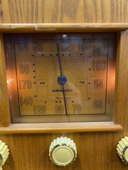 Grundig Classic Heinzelmann AD-950 Table Radio, 1990s Replica Model – Works