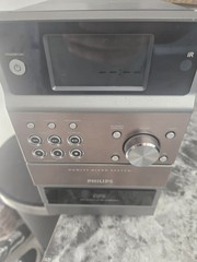 Philips MCM195/37 Micro Stereo System AM/FM – Not Working. Read Description