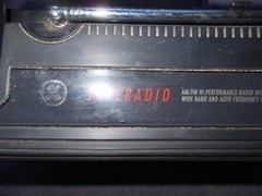 Lot of 2 Vintage PRECOR 810 5 Band AND GE Super Radio Long Range AM/FM 7-2887A