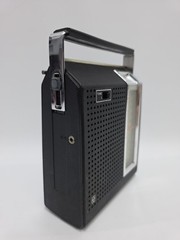 PANASONIC Portable Radio Model RF-689C FM/AM Vintage No Cord/Takes 9V (NI) WORKS