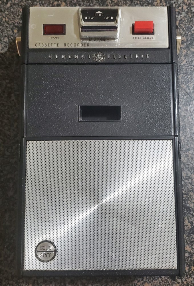 Vintage GE General Electric M8400D Cassette Recorder Player Tested Working