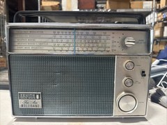 Zenith Solid State FM/AM Multiband Radio Royal 94 inter-oceanic receiver …parts