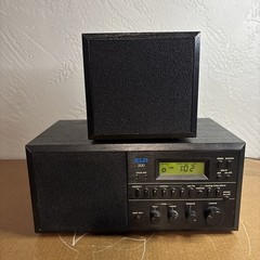 KLH200 Compact FM/AM Alarm Clock Radio w/ add Speaker And Antenna – Tested