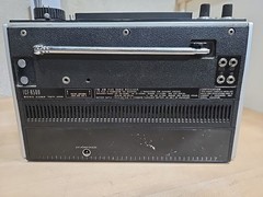 Vintage Sony ICF-8500 5 Band AM/FM Radio Receiver Powers On Parts Repair AS-IS