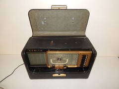 ZENITH TRANS-OCEANIC SHORTWAVE RADIO (CZU38)