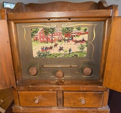 Vintage Guild Spice Chest Radio 484 Wooden Cabinet Original Paperwork UNTESTED