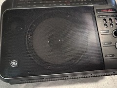General Electric Superadio Long Range AM/FM GE Super Radio 7-2887B. *Works.
