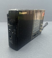 Vintage Panasonic RF-9 FM MW SW1-7 9 Band Receiver Compact Radio With Case Japan