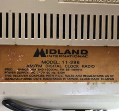 Vintage MIDLAND International Solid State AM FM Digital Clock Radio Model 11-396