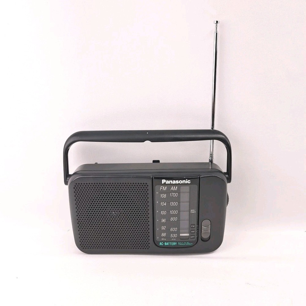 Panasonic Portable AM FM Radio AC Battery Operated Analog Tuner Speaker Antenna