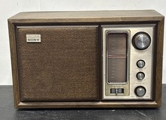 Vtg Sony ICF-9650W AM/FM Tabletop Radio Model 1975-79 Works Needs Service Audio