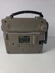 Vintage GRINDIG AM FM SW 1.2 FR-200 Radio Hand Crank World Band Receiver Collect
