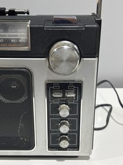 Vintage General Electric GE Superadio II Model 7-2885F AM/FM Tested Working