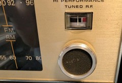 VINTAGE ZENITH E430W AM / FM RADIO HI PERFORMANCE TUNED R.F. Works Good. Video