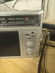 Vintage General Electric GE AM/FM Portable Radio Model 7-2850B Tested Works