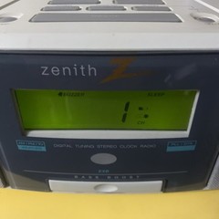 Zenith Z212G AM/FM Stereo/TV Digital Tuning Clock Radio Stereo Wide Tested Works
