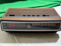 Vintage GE General Electric Alarm Clock Radio Model 7-4625C PARTS/REPAIR ONLY