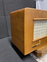 Grundig Classic Heinzelmann AD-950 Table Radio, 1990s Replica Model – Works
