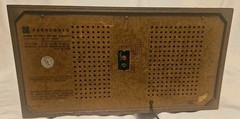Panasonic RE-7259 FM-AM 2-Band Desktop Tabletop Wood Radio Vintage 1975