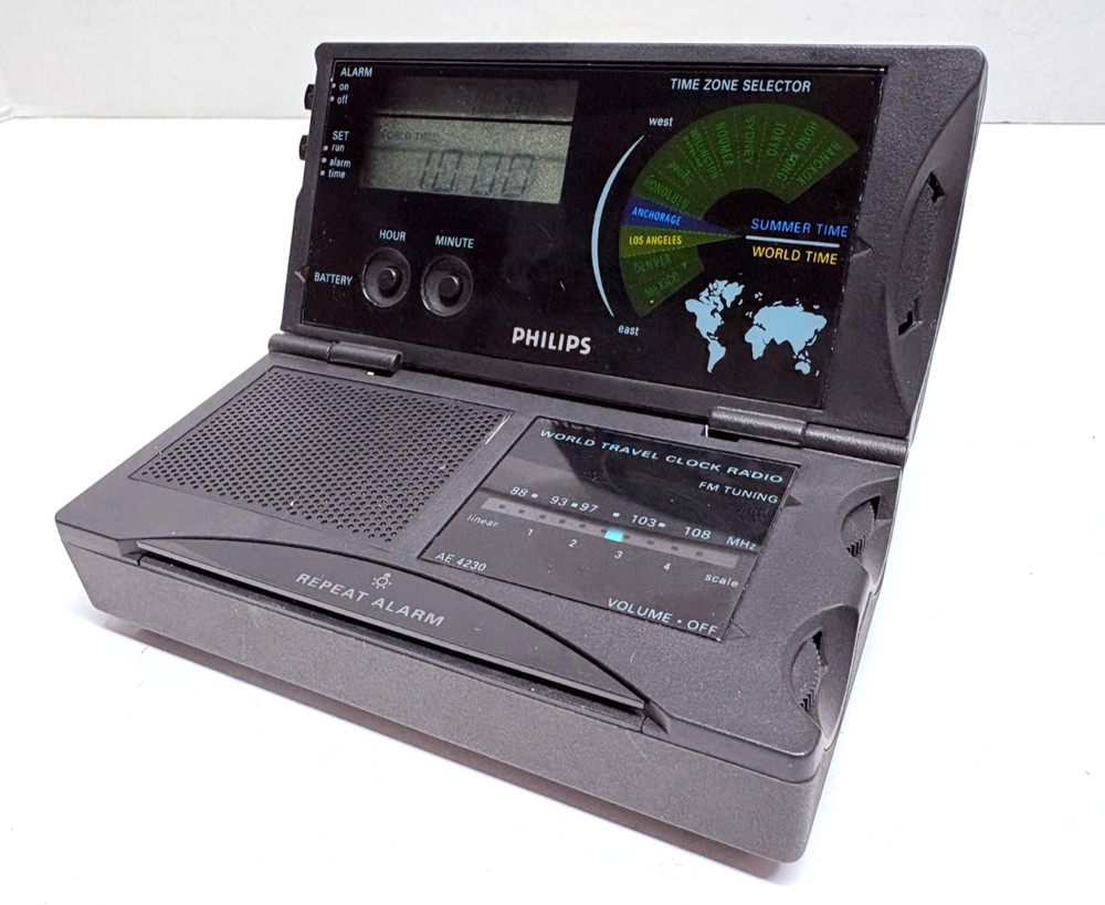 Vintage 1990s Philips AE4230 World Travel Clock Radio – Tested & Working