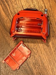 Mini Retro-Style AM/FM Auto-Scan Radio – Red & Yellow Vintage Look | Untested