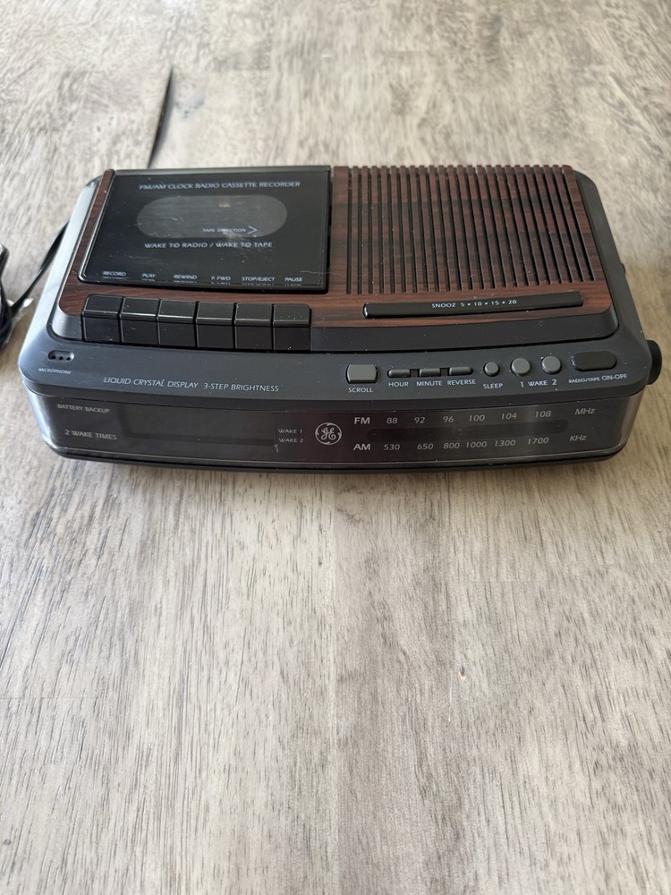 Vtg. General Electric 7-4966A Alarm Clock Cassette Player W/Record Am /Fm Works