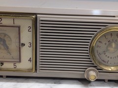 Vintage Philco Transitone Telechron 54-8742 Clock Radio Special Services
