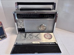 Vintage Zenith Royal 3000-1 Trans-Oceanic FM-AM Multiband Radio Tested
