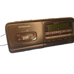 Soundesign 3846B AM/FM Cassette Player Clock Radio Vintage Retro Black AS-IS