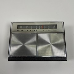Vintage Philco Black & Silver 8 Transistor AM Portable Radio w/ Case