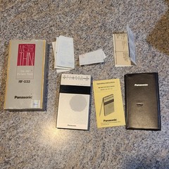 Vintage Panasonic Radio RF-032 AM FM 2 Band Receiver Case WORKS Box Paperwork C7