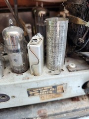 Norelco Tube Radio Made In Holland B5X98A For Parts