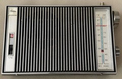Toshiba FM-AM 2 Band Radio Receiver 10M-890F 1966?? Rare Vintage Tested Working