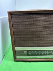Vintage Magnavox Grand Classic Hi Fi Full Dimension AM/FM Radio – AS IS