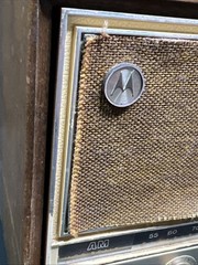 Vintage Motorola AM/FM Visilite Twin Speaker Radio TT31DS WORKING